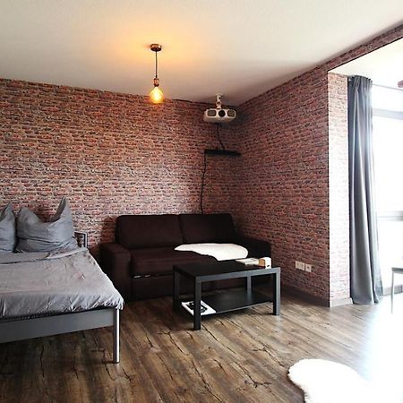 Home Cinema, Parking Space Wurtzbourg Extérieur photo